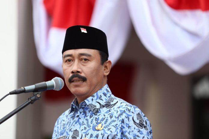 Sekretaris-Jenderal-Kementerian-Dalam-Negeri-Hadi-Prabowo-2-696x463