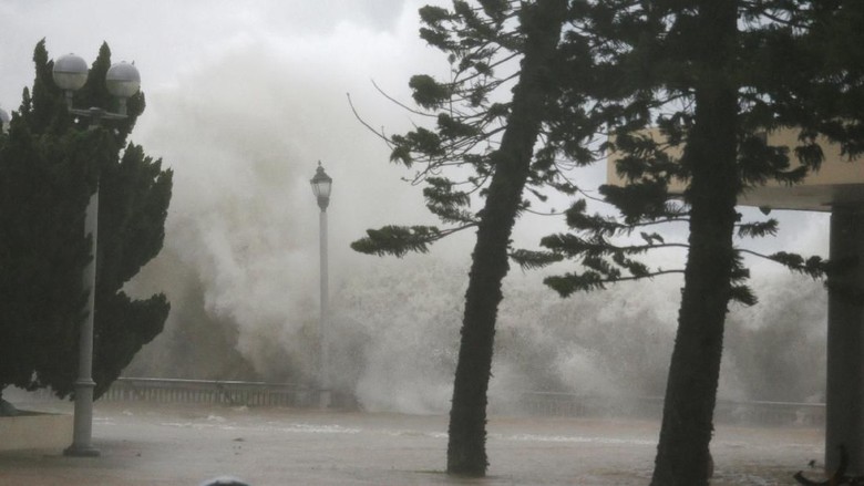 Topan Mangkhut di Hongkong