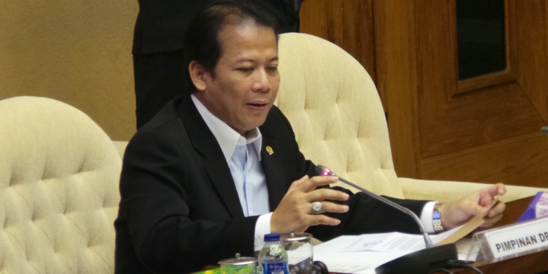 1105222-taufik-kurniawan-dpr-780x390.JPG.jpg