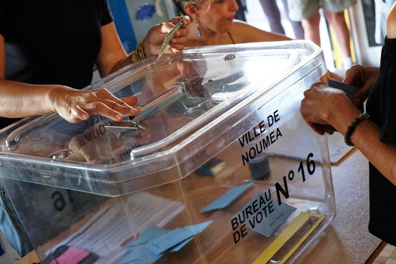 Suasana pemungutan suara referendum
