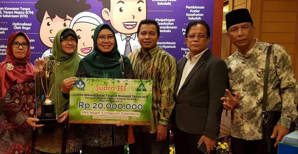 received_363098434233805