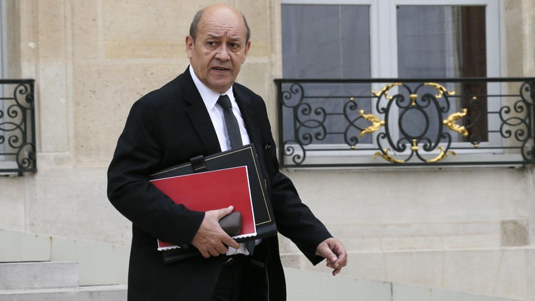 Menlu Prancis Jean-Yves Le Drian