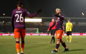 Manchester City merayakan gol ke gawang Burton Albion.