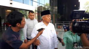 KPK memanggil Kiai Asep Saifudin Chalim terkait kasus dugaan suap pengisian jabatan di Kementerian Agama