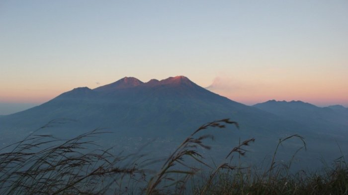 gunung-arjuno_20170417_212849