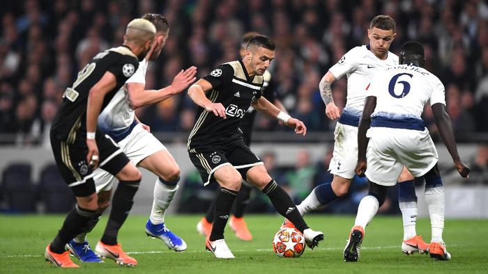 Ajax Amsterdam kalahkan Tottenham Hotspur