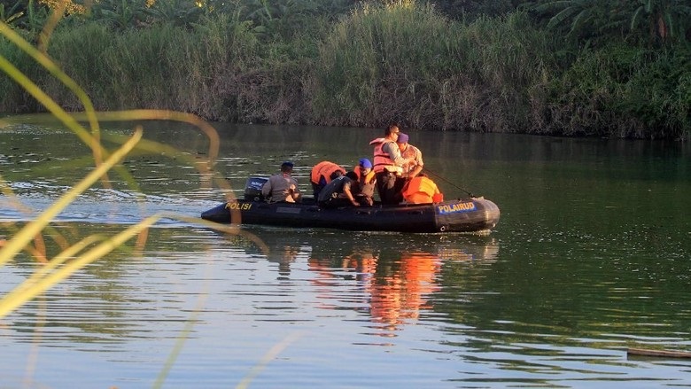 SAR