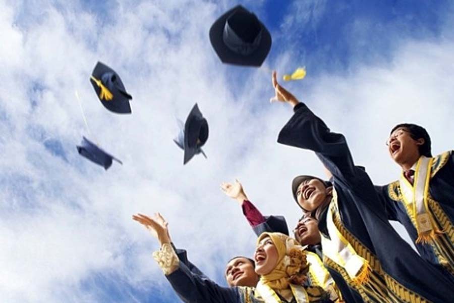 wisuda