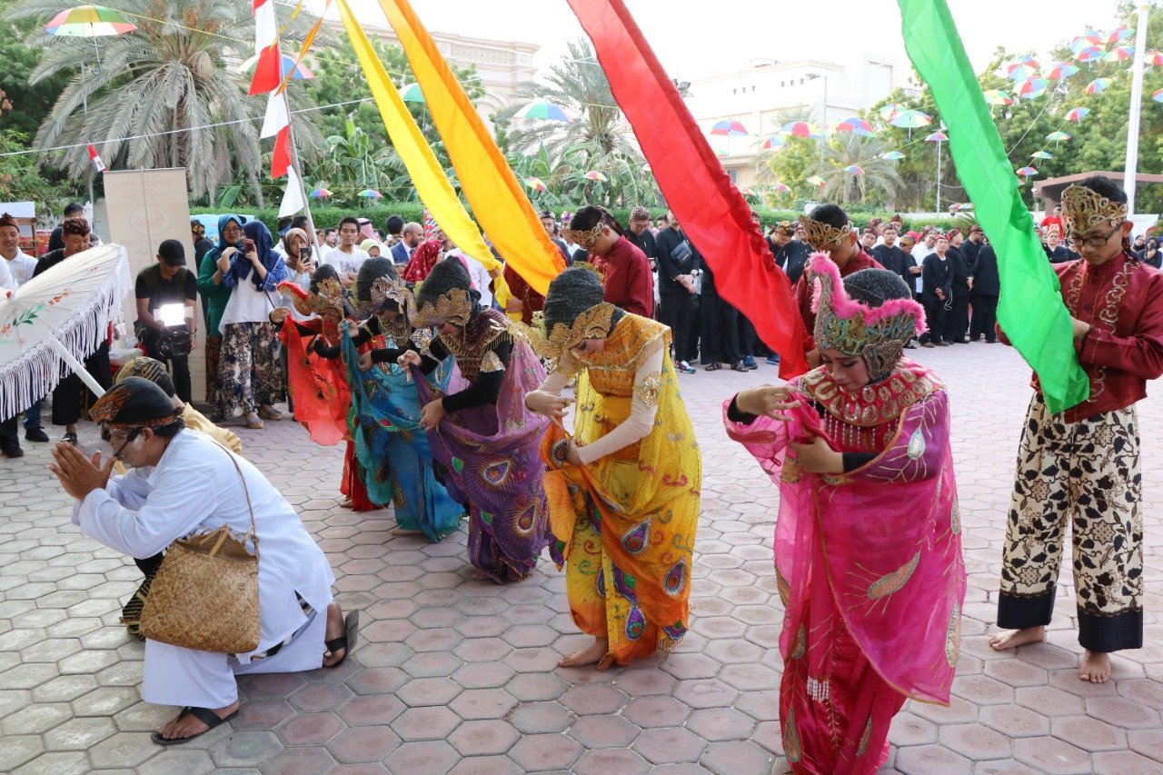 Suasana Pembukaan Pesta Rakyat 2019 di Balai Nusantara Wisma Konjen RI Jeddah-3