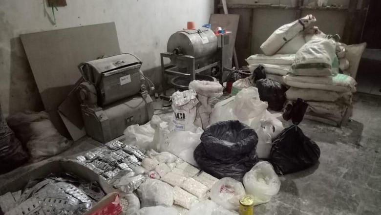 Barang Bukti hasil penggerebekan