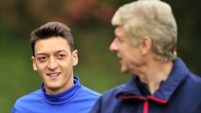 Mesut Oezil disebut Arsene Wenger berhak menyuarakan pendapatnya terkait muslim Uighur di China