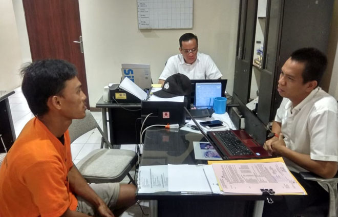 Bunuh Paman sendiri