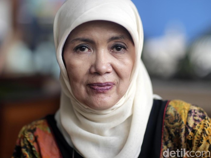 Damayanti Noor
