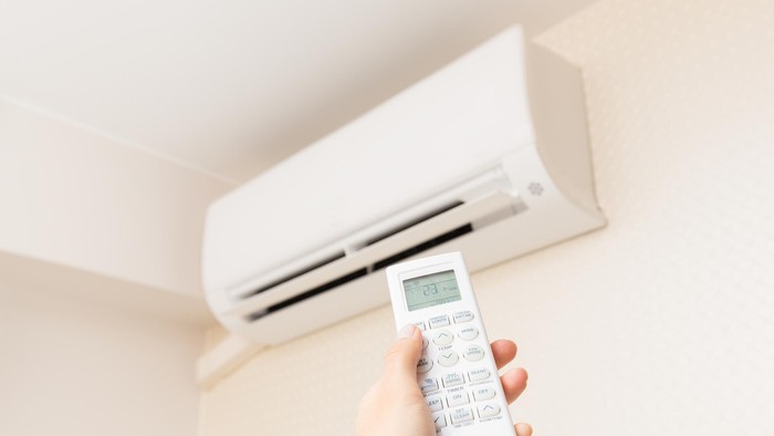 AC