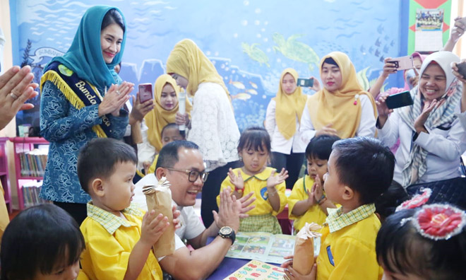 Bunda baca