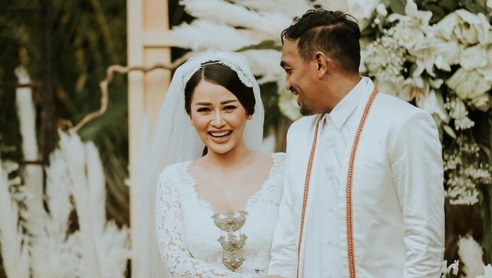Glenn Fredly dan Mutia Ayu