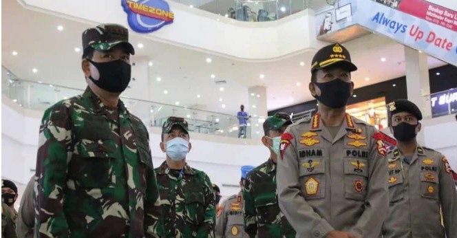 Panglima TNI Hadi Tjahjono dan Kapolri Idham Azis