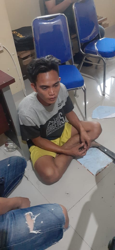 Tersangka lg