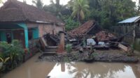 Kondisi banjir bandang di Desa UjanMas Muaraenim