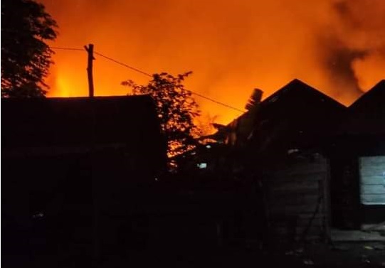 Kebakaran di Sekayu (2)
