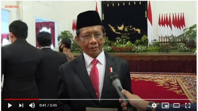 54551-mahfud-md-saat-memberikan-keterangan-di-channel-youtube-sekretariat-presiden