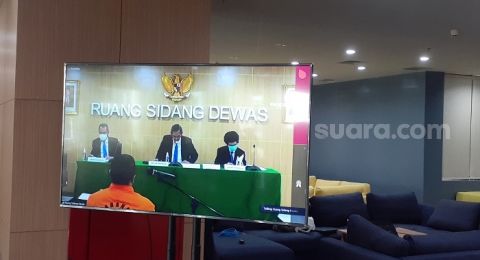 25913-sidang-putusan-dewas-kpk-yang-menyatakan-akp-stepanus-robin-pattuju-terbukti-bersalah