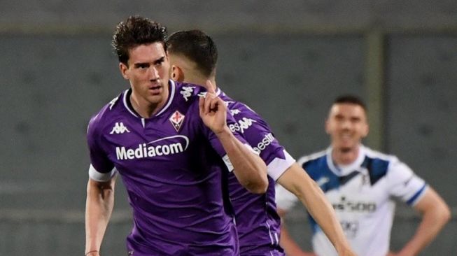 35930-penyerang-fiorentina-dusan-vlahovic