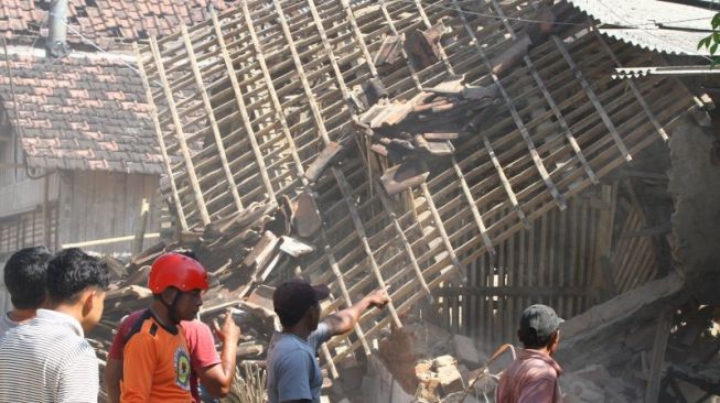 Dampak Gempa Blitar