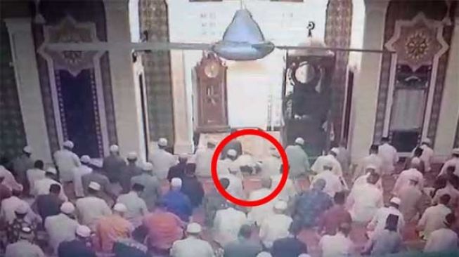 Ustaz meninggal saat tarawih
