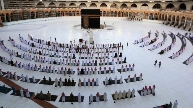 Salat Idul Fitri 1441 H di Masjidil Haram di tengah Pandemi
