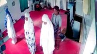 Terekam CCTV, Pelecehan Seksual Terhadap Wanita Saat Salat Berjamaah