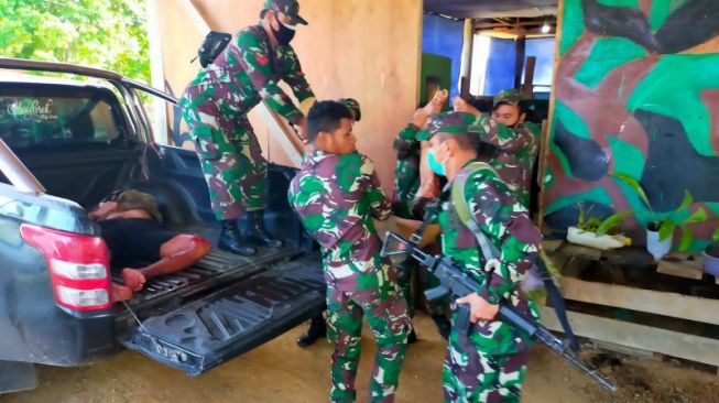 Empat TNI tewas di Papua