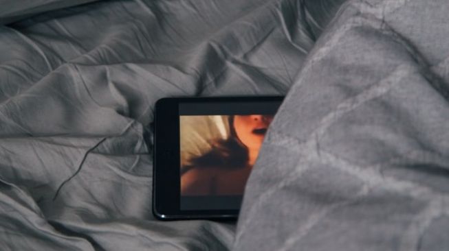 79777-ilustrasi-video-porno