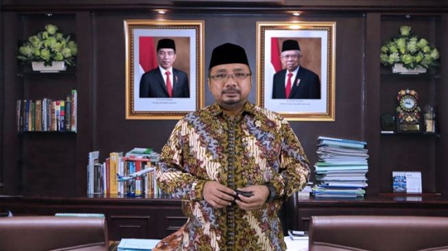 11627-menteri-agama-menag-yaqut-cholil-qoumas-mengucapkan-selamat-natal