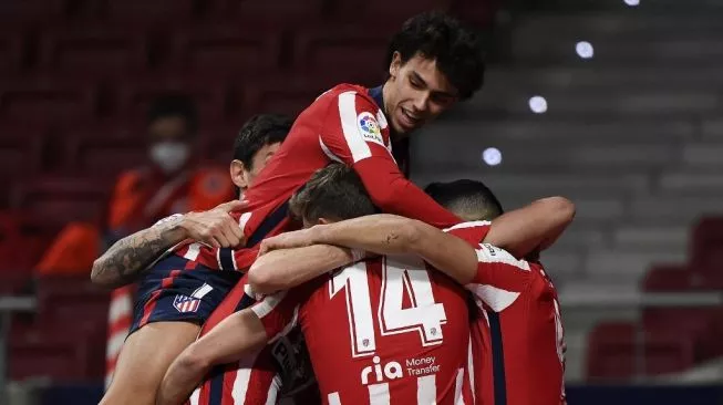 45657-penyerang-atletico-madrid-joao-felix-atas-ikut-merayakan-gol-kedua-timnya