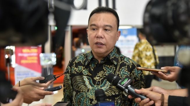 88201-wakil-ketua-dpr-ri-sufmi-dasco-ahmad