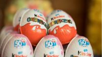60535-surprise-egg-kinderjoy-pixabayrebeccaspictures