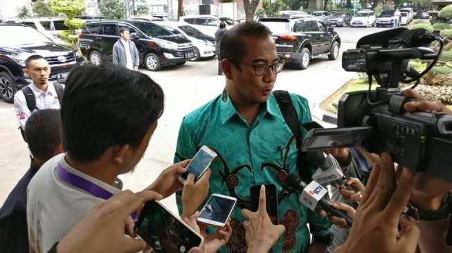 Komisioner KPU Hasyim Asy'ari