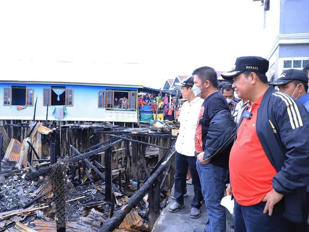 Terbakar