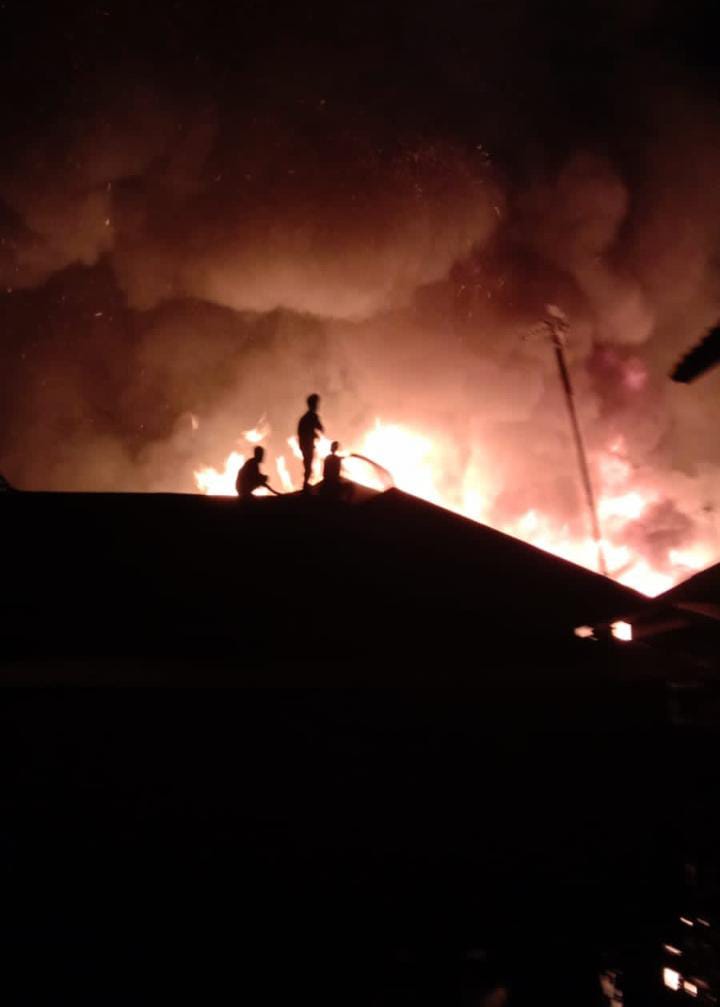 Terbakar4
