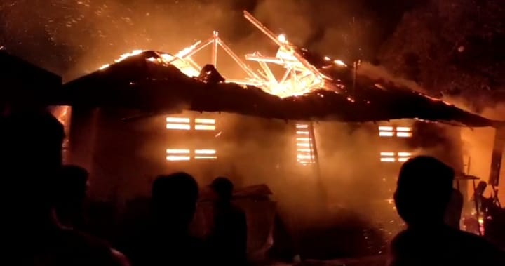terbakar2