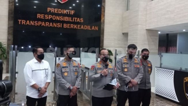 1-kapolri-kembali-menonaktifkan-dua-pejabat-polri-terkait-kasus-brigadir-e-suaracomm-yasir