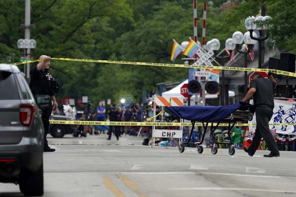 penembakan-saat-parade-hari-kemerdekaan-as-di-illinois-1