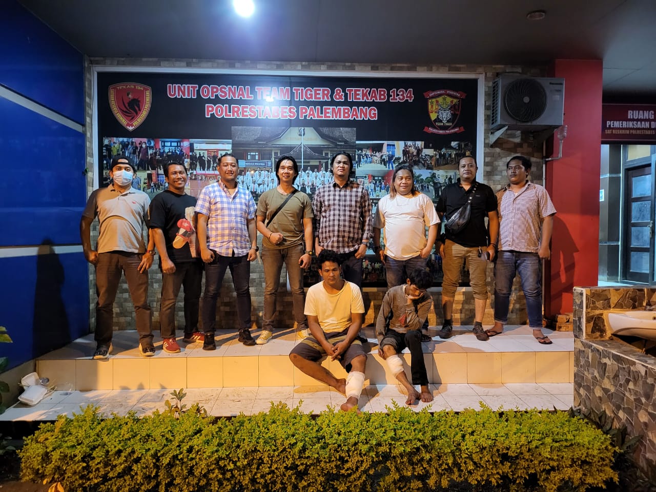 Curi Besi