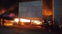 terbakar