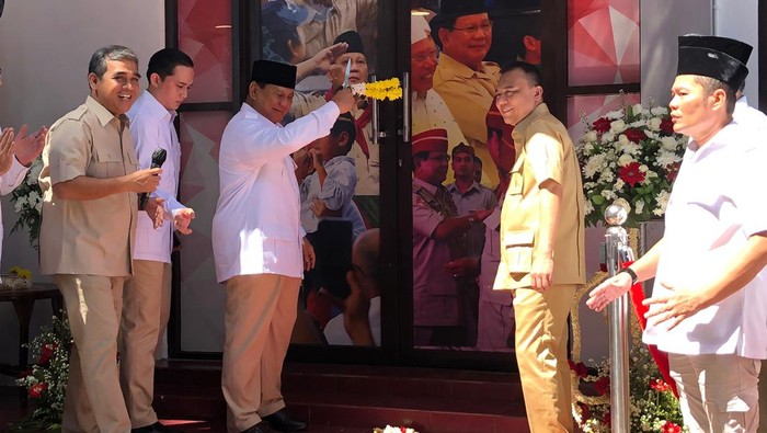 prabowo-resmikan-badan-pemenangan-presiden-gerindra-1_169