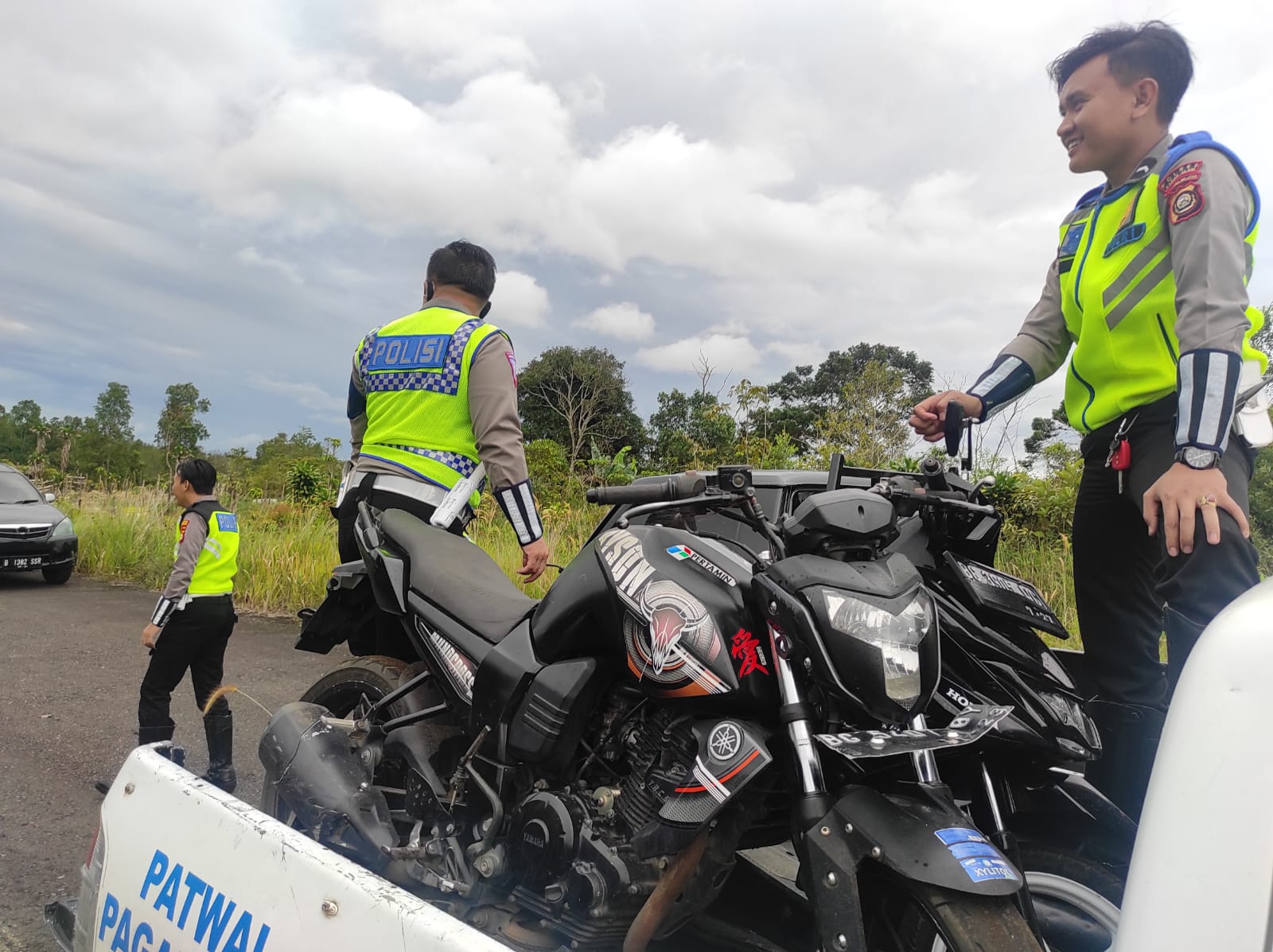 WhatsApp Image 2023-03-30 at 21.11.29 Bubarkan Balap Liar, Polres Pagaralam Amankan 4 Sepeda Motor