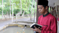 Iman Yamin saat masih di Takhasus Cinagara