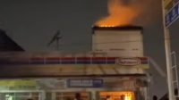 terbakar2