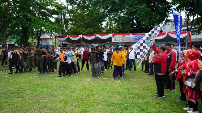 IMG-20231116-WA0054 Pj Bupati Muaraenim mengajak masyarakat untuk melestarikan olahraga tradisional warisan leluhur dalam rangka HUT Kabupaten Muaraenim Ke-77 tahun 2023.